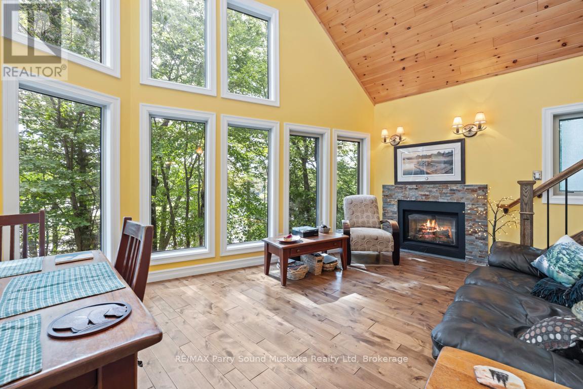 32a Sterner Drive, Seguin, Ontario  P2A 0B2 - Photo 11 - X12353092
