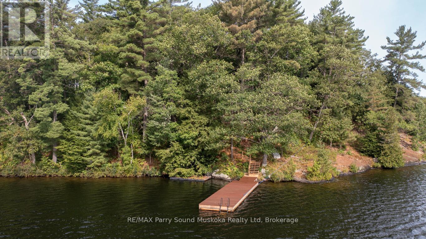32a Sterner Drive, Seguin, Ontario  P2A 0B2 - Photo 2 - X12353092