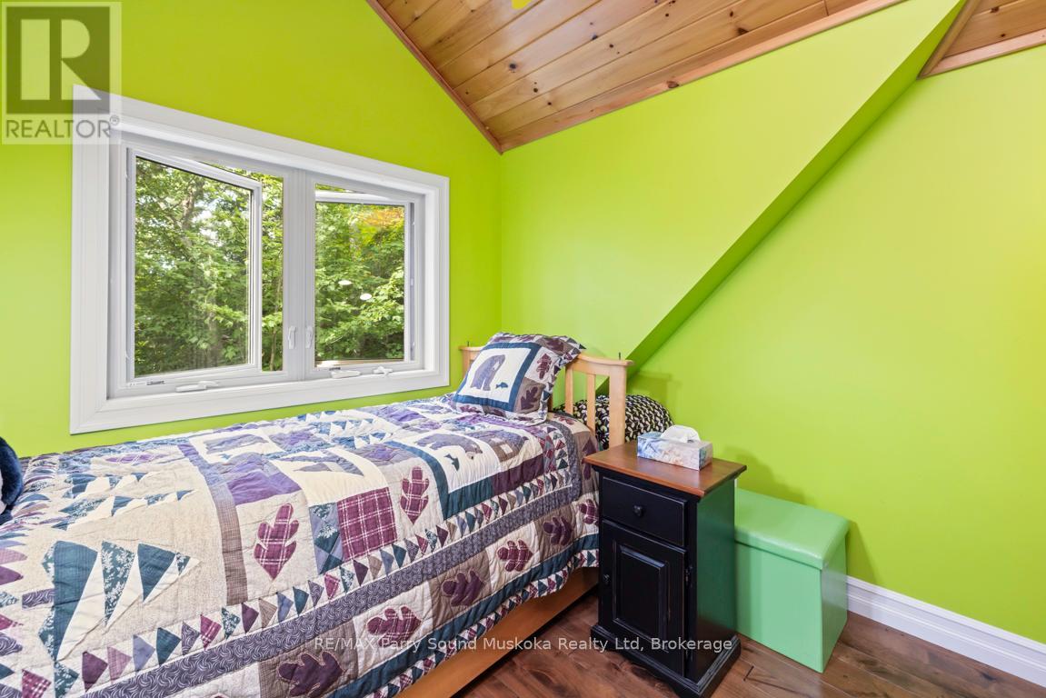 32a Sterner Drive, Seguin, Ontario  P2A 0B2 - Photo 25 - X12353092