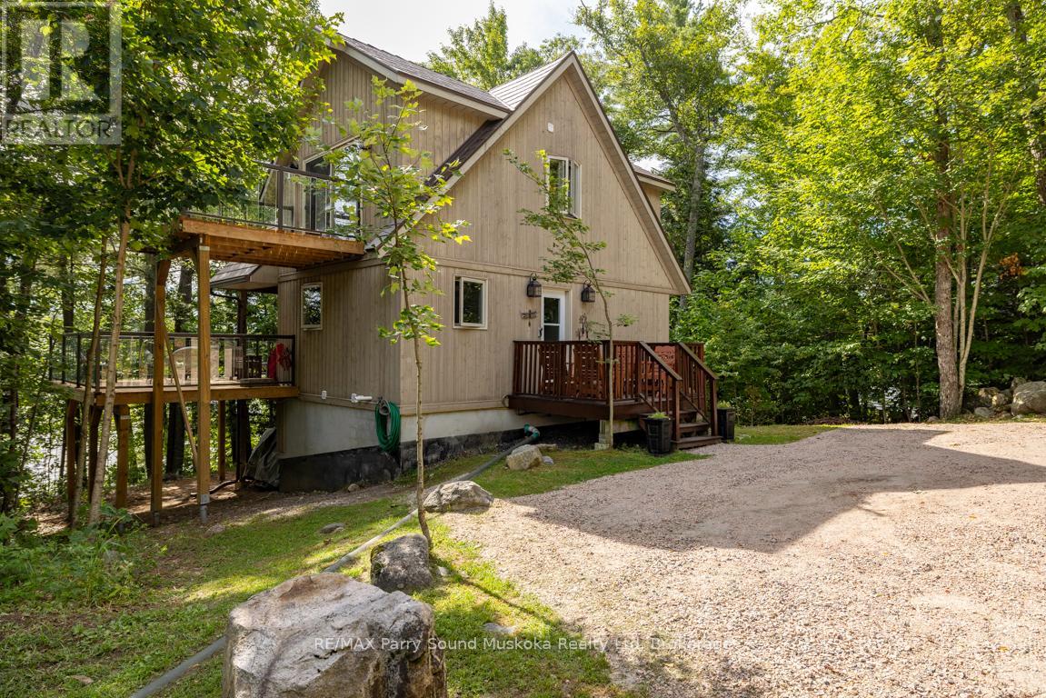 32a Sterner Drive, Seguin, Ontario  P2A 0B2 - Photo 36 - X12353092