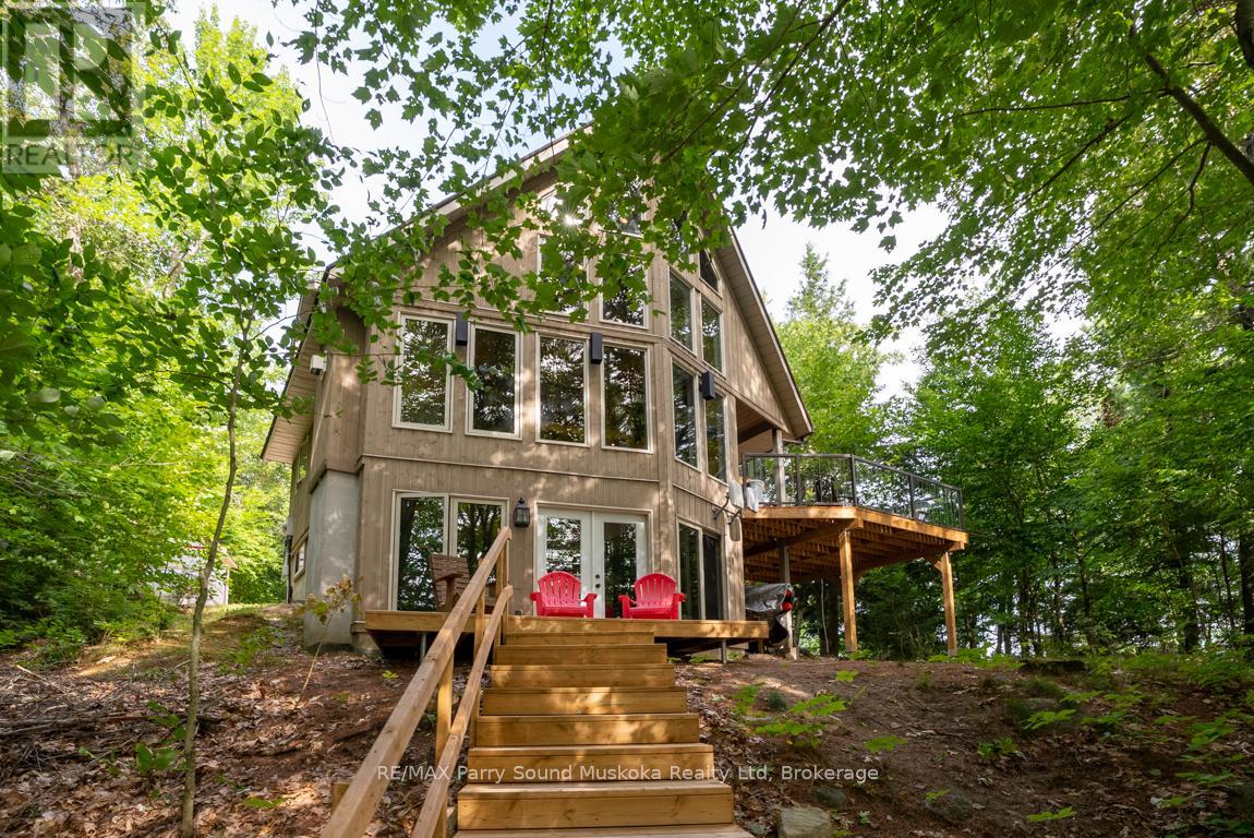 32a Sterner Drive, Seguin, Ontario  P2A 0B2 - Photo 8 - X12353092