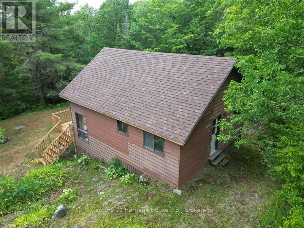 1044 English Circle, Highlands East, Ontario  K0M 1R0 - Photo 28 - X12353131