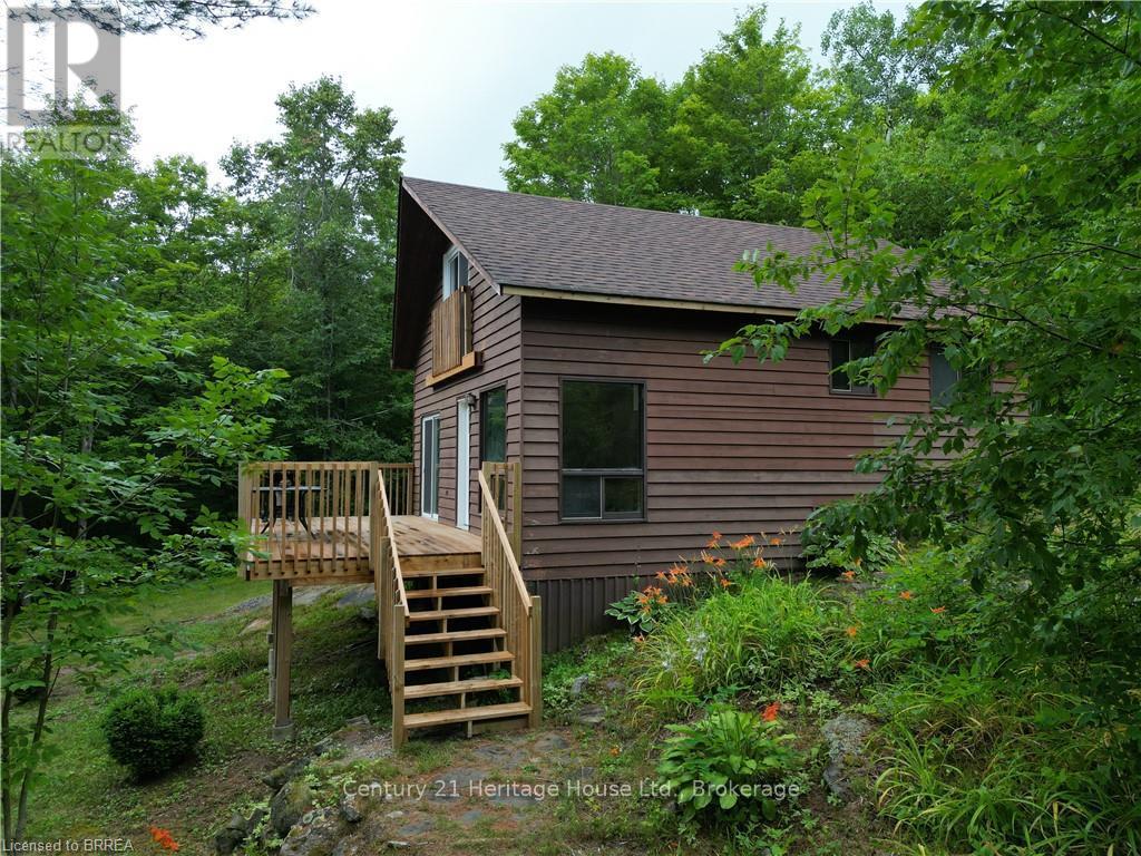 1044 English Circle, Highlands East, Ontario  K0M 1R0 - Photo 4 - X12353131