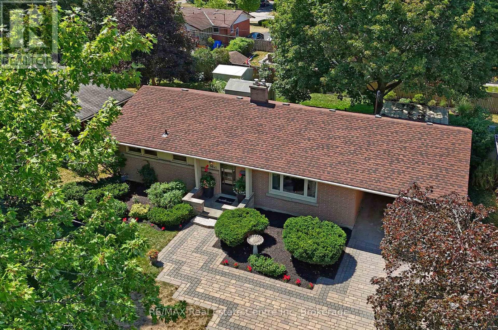1440 Mary Avenue, Cambridge, Ontario  N3H 4P1 - Photo 2 - X12353191