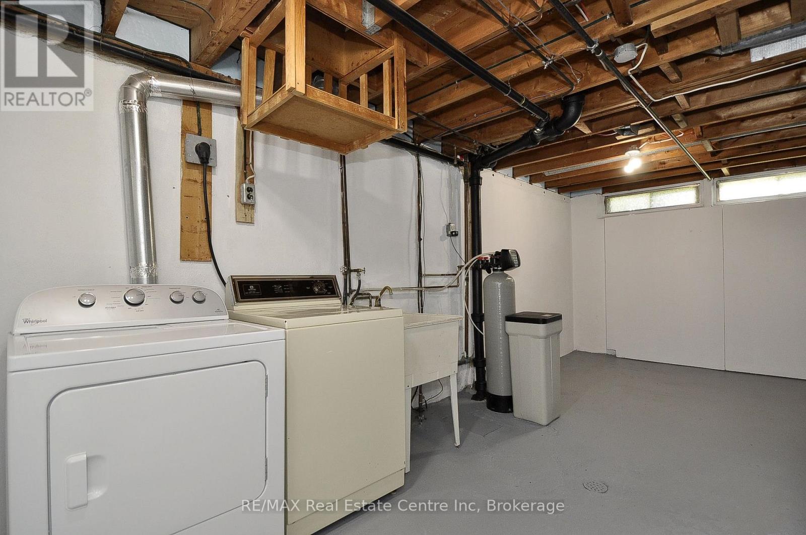 1440 Mary Avenue, Cambridge, Ontario  N3H 4P1 - Photo 33 - X12353191