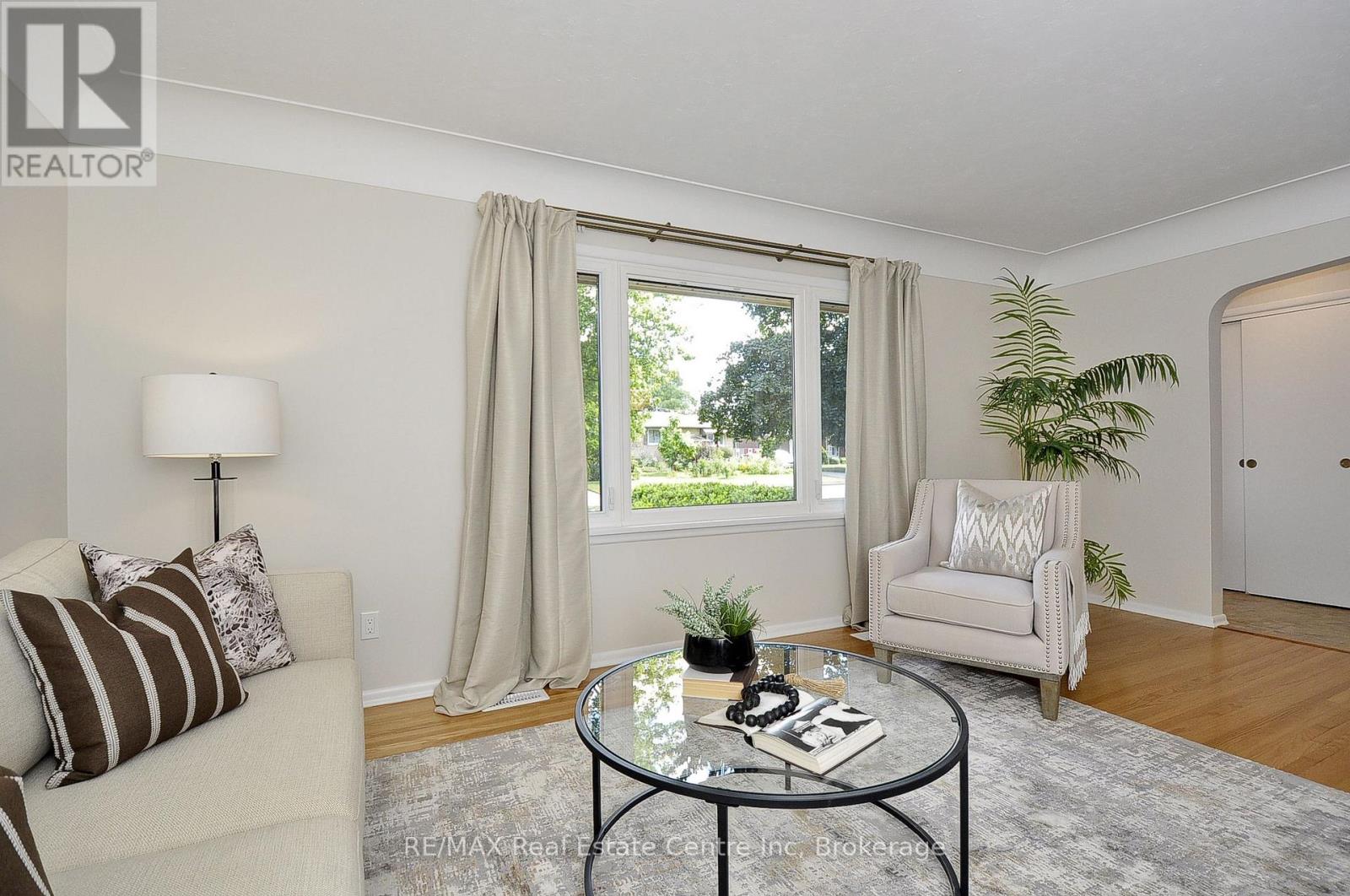 1440 Mary Avenue, Cambridge, Ontario  N3H 4P1 - Photo 9 - X12353191