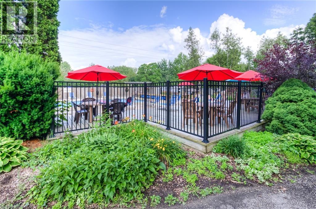 580 Beaver Creek Road Unit# 61, Waterloo, Ontario  N2J 3Z4 - Photo 38 - 40739636