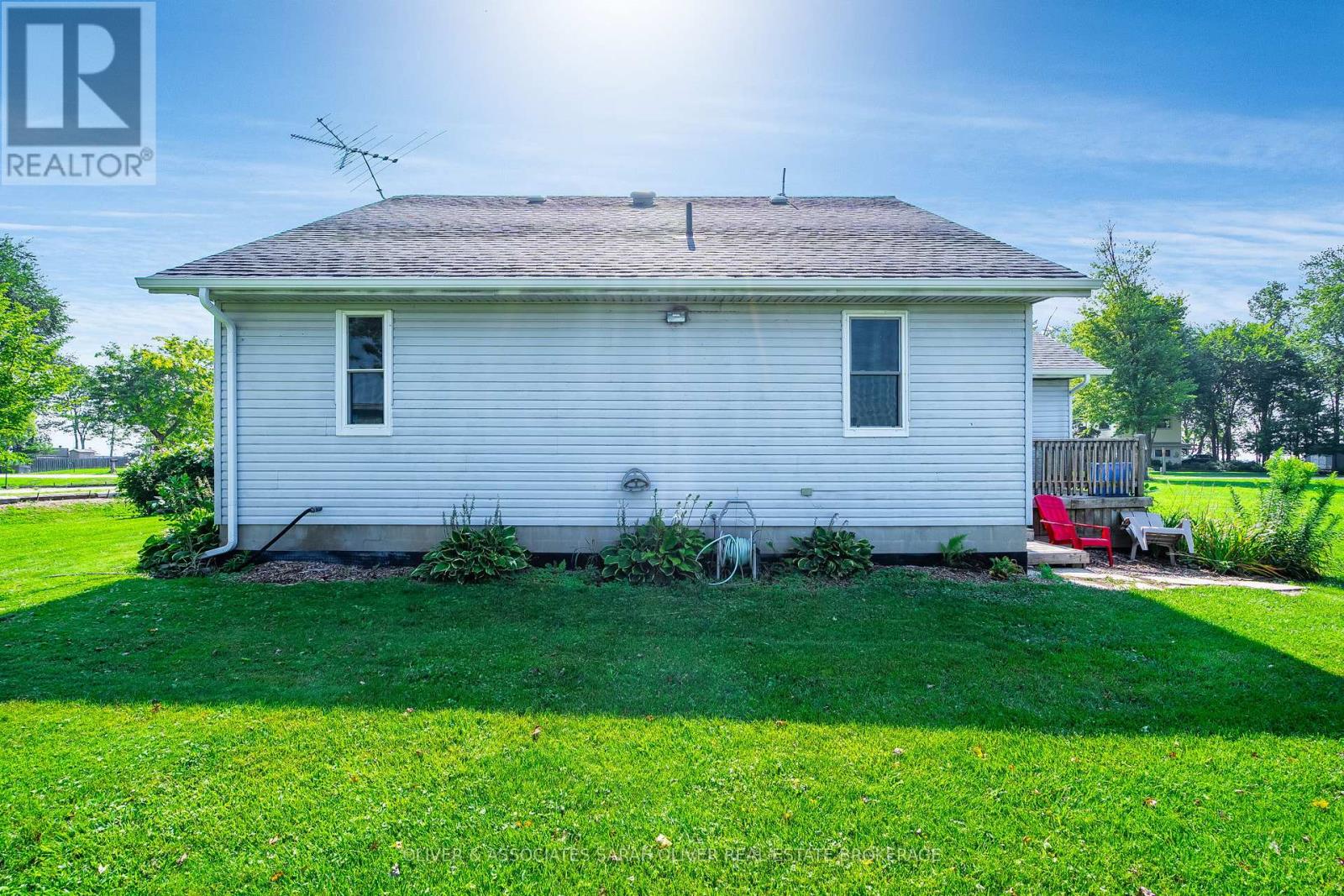 271 Cotterie Park, Leamington, Ontario  N0P 2P0 - Photo 31 - X12166069