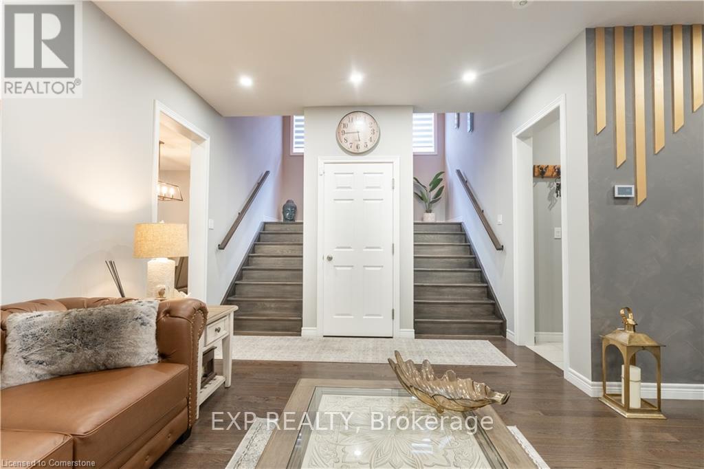 49 Scots Pine Trail, Kitchener, Ontario  N2R 0N6 - Photo 16 - X12353023