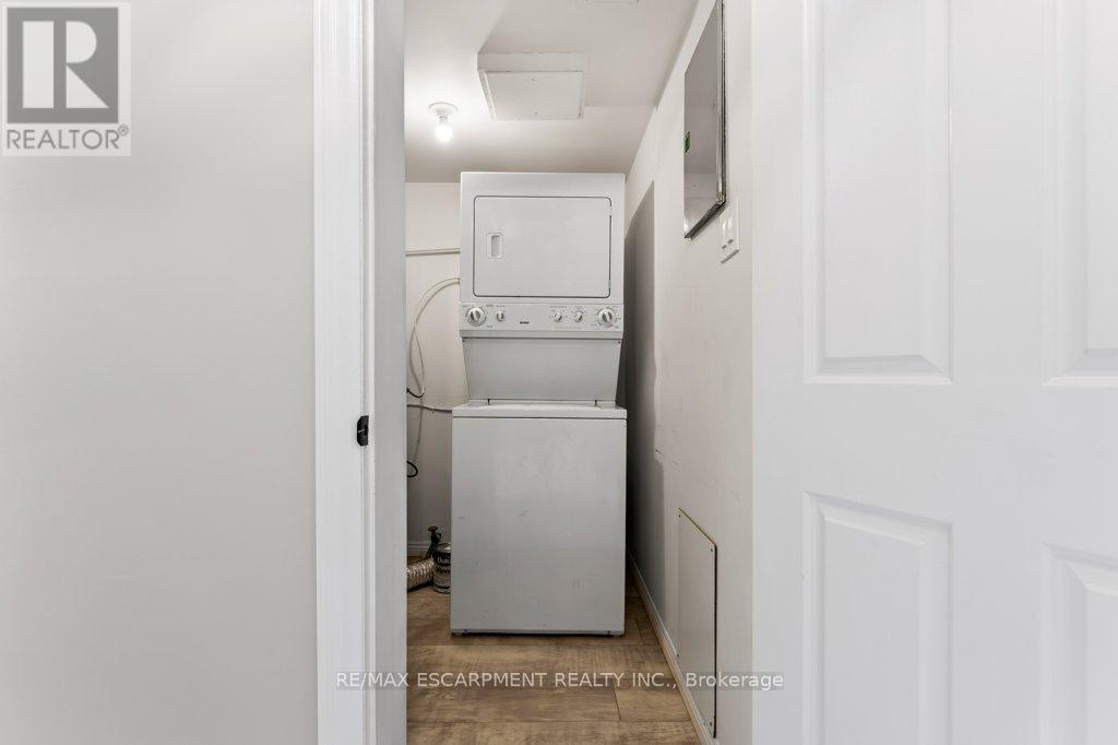 305 - 40 Harrisford Street, Hamilton, Ontario L8K 6N1 - Photo 17 - X12353079