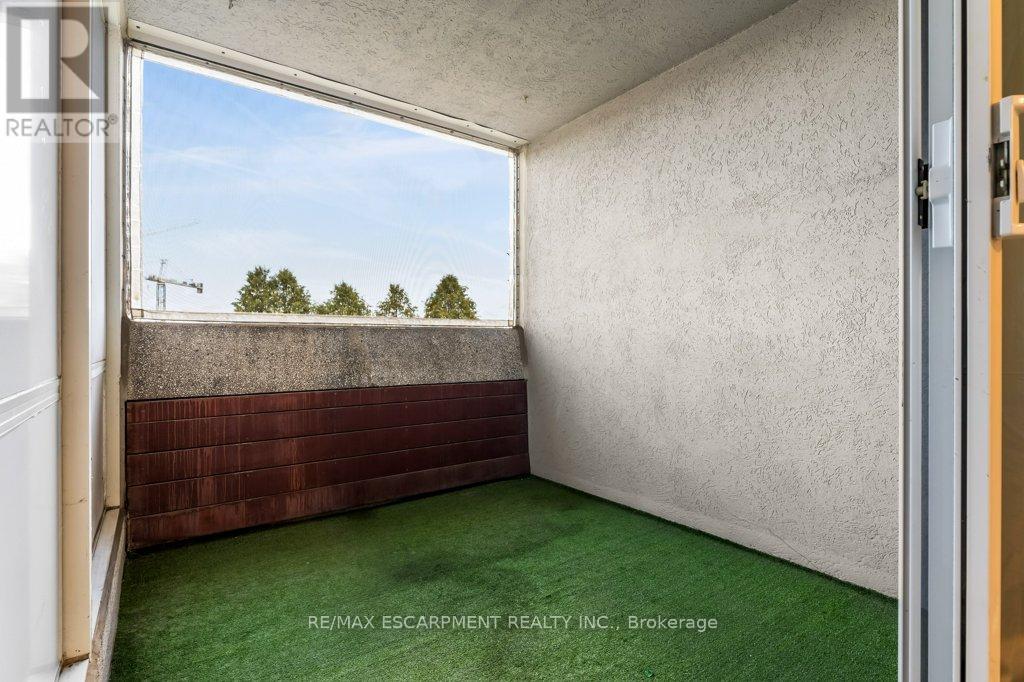 305 - 40 Harrisford Street, Hamilton, Ontario L8K 6N1 - Photo 32 - X12353079
