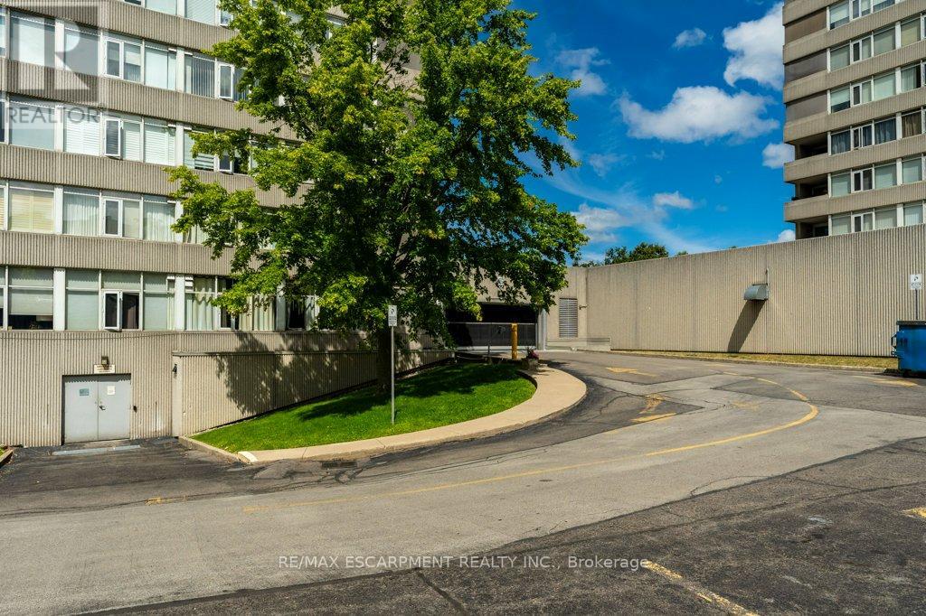 305 - 40 Harrisford Street, Hamilton, Ontario L8K 6N1 - Photo 6 - X12353079