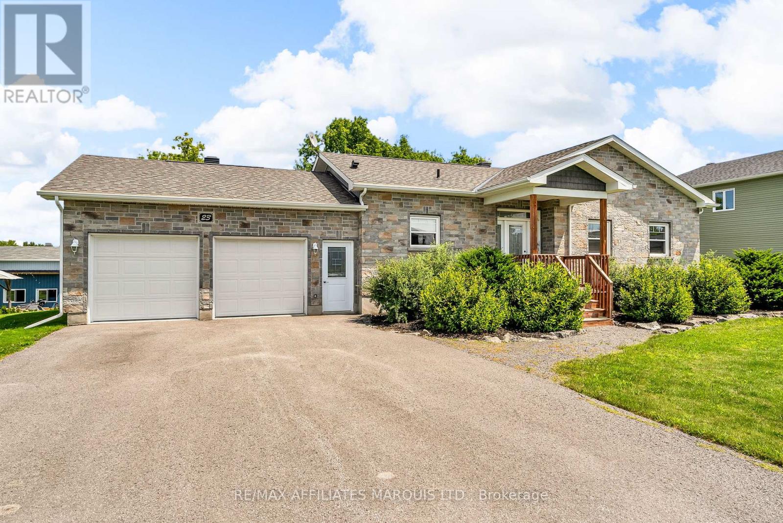 23 Calco Crescent, North Stormont, Ontario  K0C 1W0 - Photo 2 - X12313287