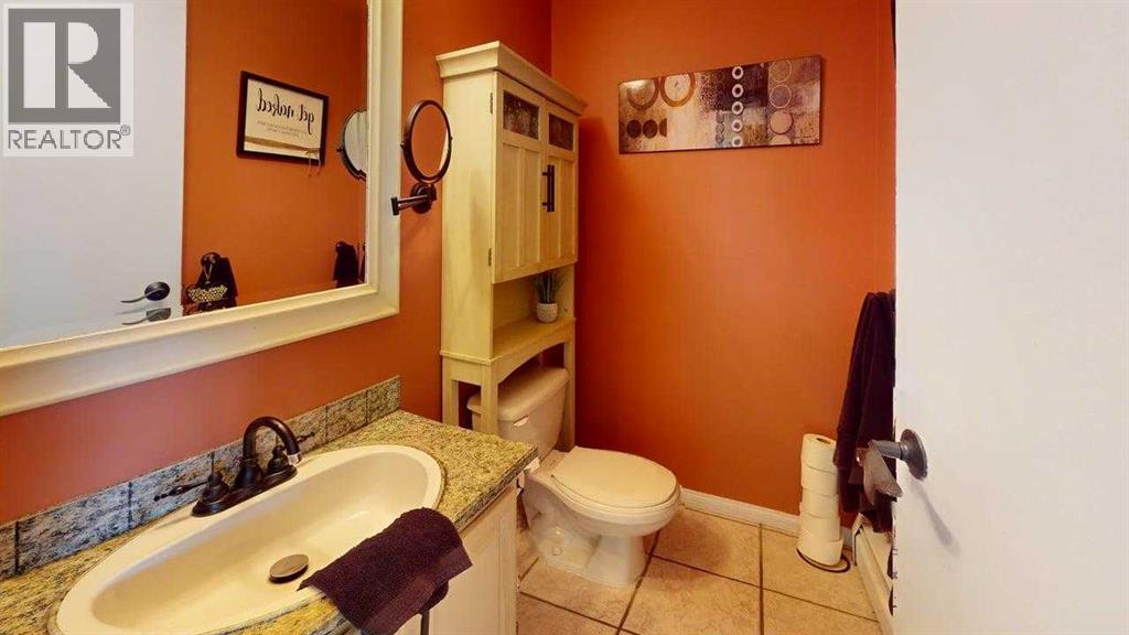 185 Oaks Bay, Fort Mcmurray, Alberta  T9K 1P9 - Photo 15 - A2236721