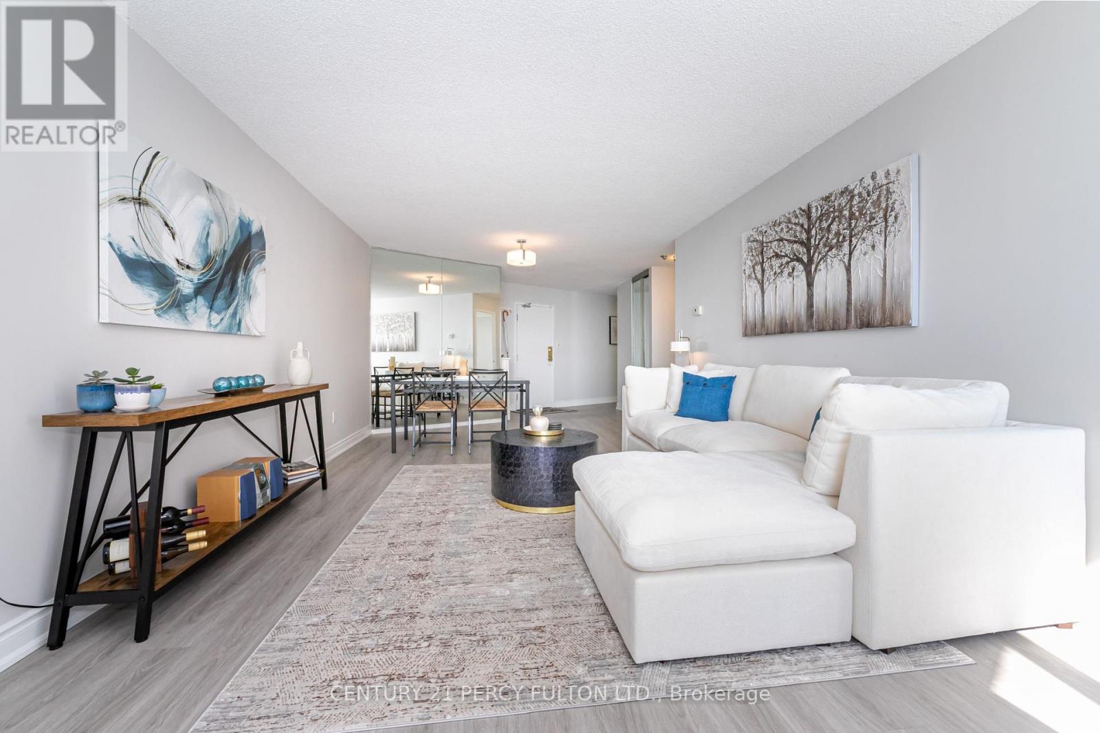1407 - 270 Queens Quay W, Toronto, Ontario  M5J 2N4 - Photo 3 - C12337841