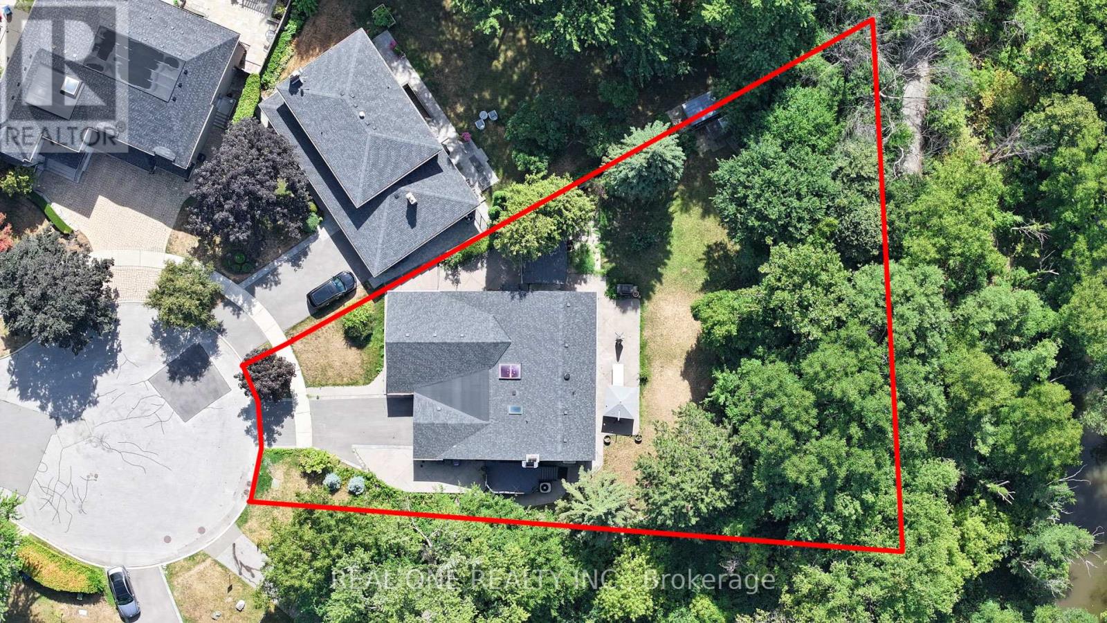 Property at 1 MANORPARK COURT S image 3