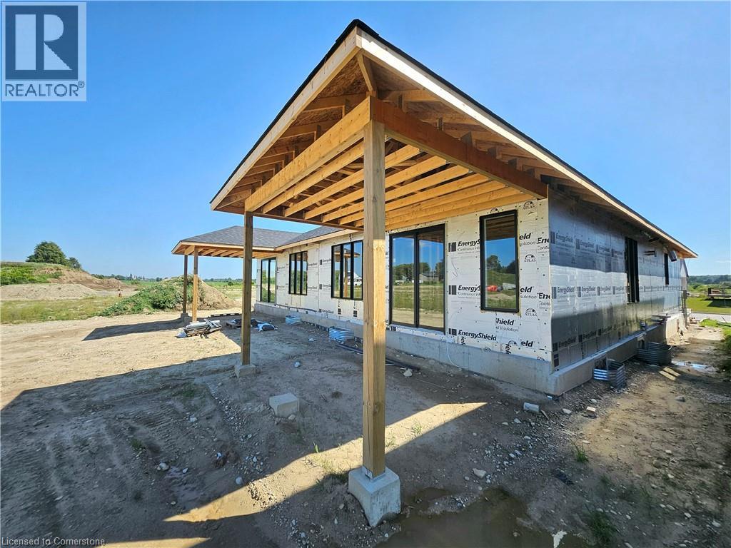 104 Thackeray Way, Harriston, Ontario  N0G 1Z0 - Photo 4 - 40743816