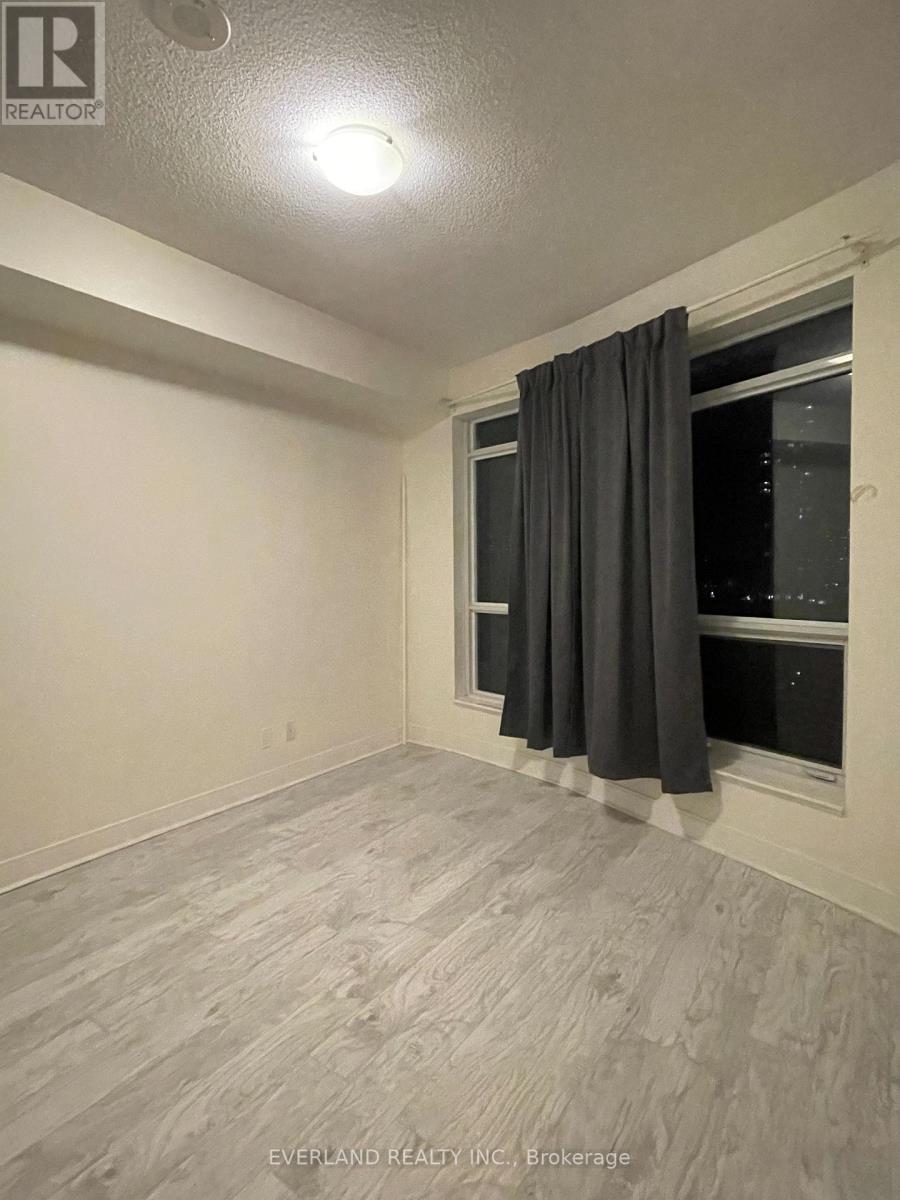 610 - 125 Village Green Square, Toronto, Ontario  M1S 0G3 - Photo 9 - E12353088