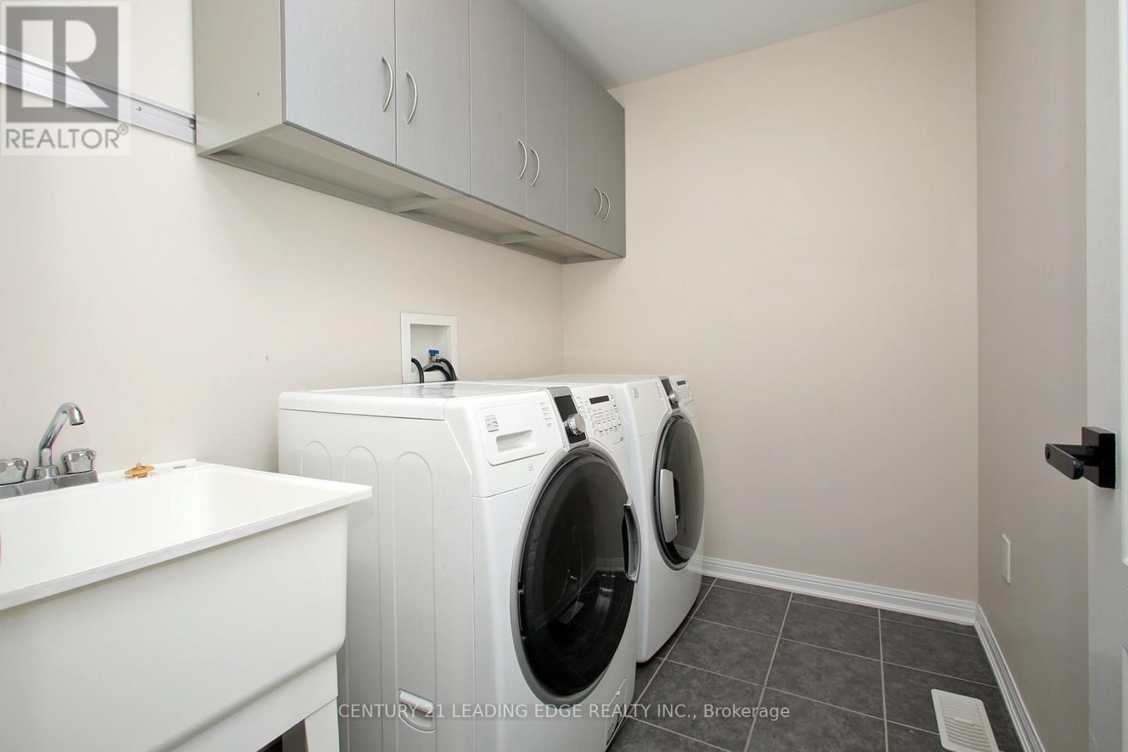 1810 Parkhurst Crescent, Pickering (Duffin Heights), Ontario  L1X 0A8 - Photo 26 - E12353139