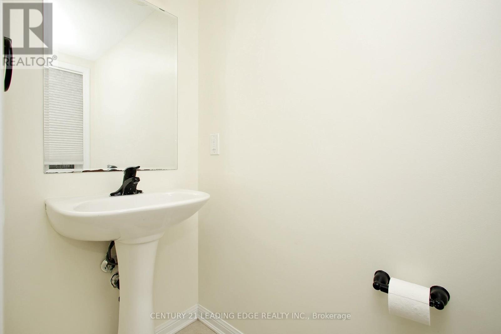 1810 Parkhurst Crescent, Pickering (Duffin Heights), Ontario  L1X 0A8 - Photo 32 - E12353139