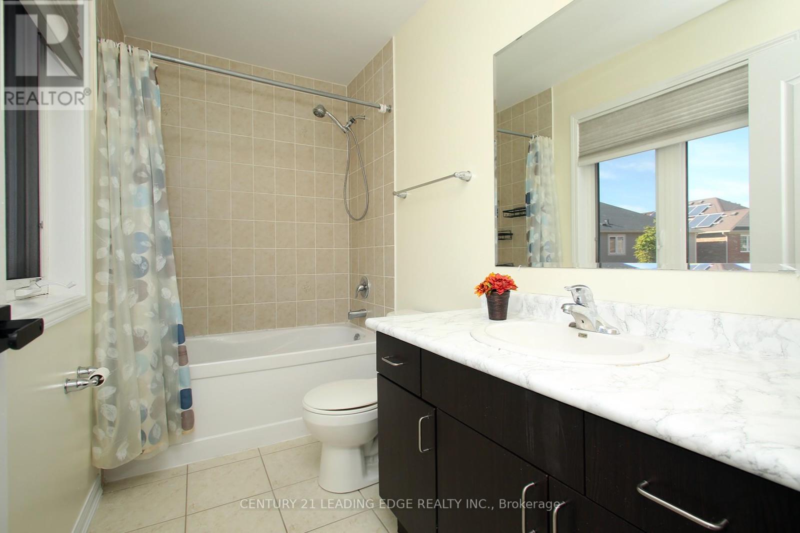 1810 Parkhurst Crescent, Pickering (Duffin Heights), Ontario  L1X 0A8 - Photo 35 - E12353139