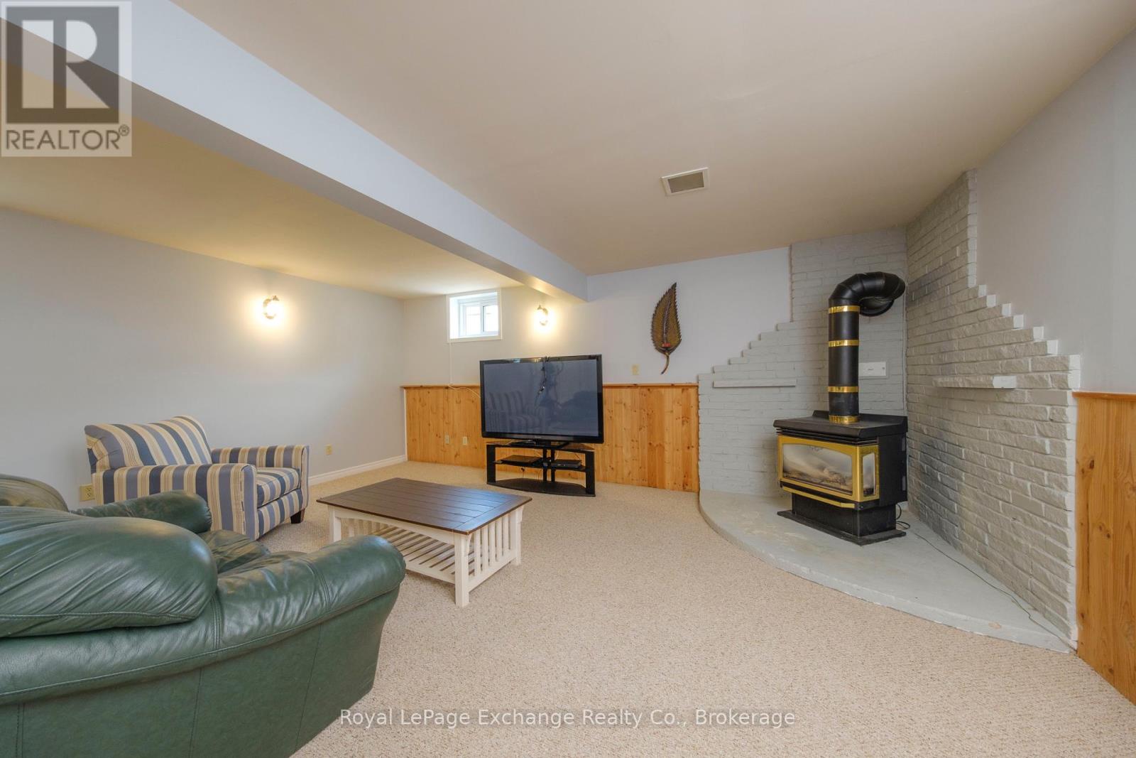 649 Lloyd Street, Saugeen Shores, Ontario  N0H 2C1 - Photo 25 - X12279121