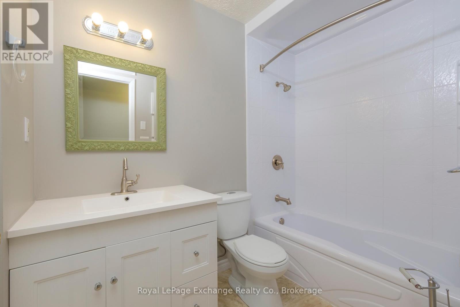 649 Lloyd Street, Saugeen Shores, Ontario  N0H 2C1 - Photo 17 - X12279121