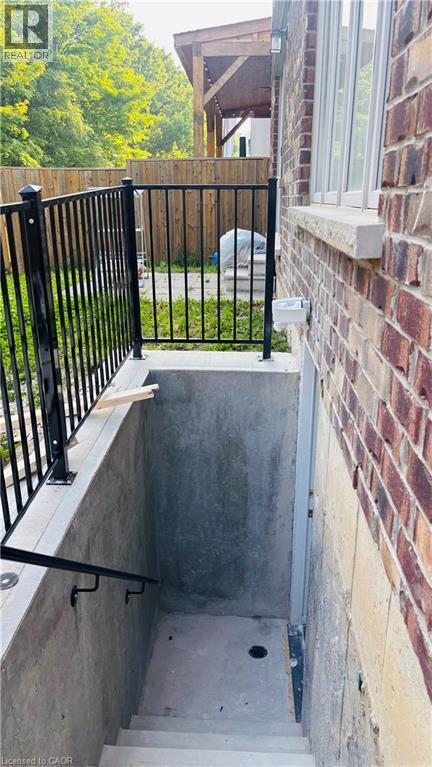 27 Elmbank Trail Unit# Basement, Kitchener, Ontario  N2R 0B3 - Photo 11 - 40746970