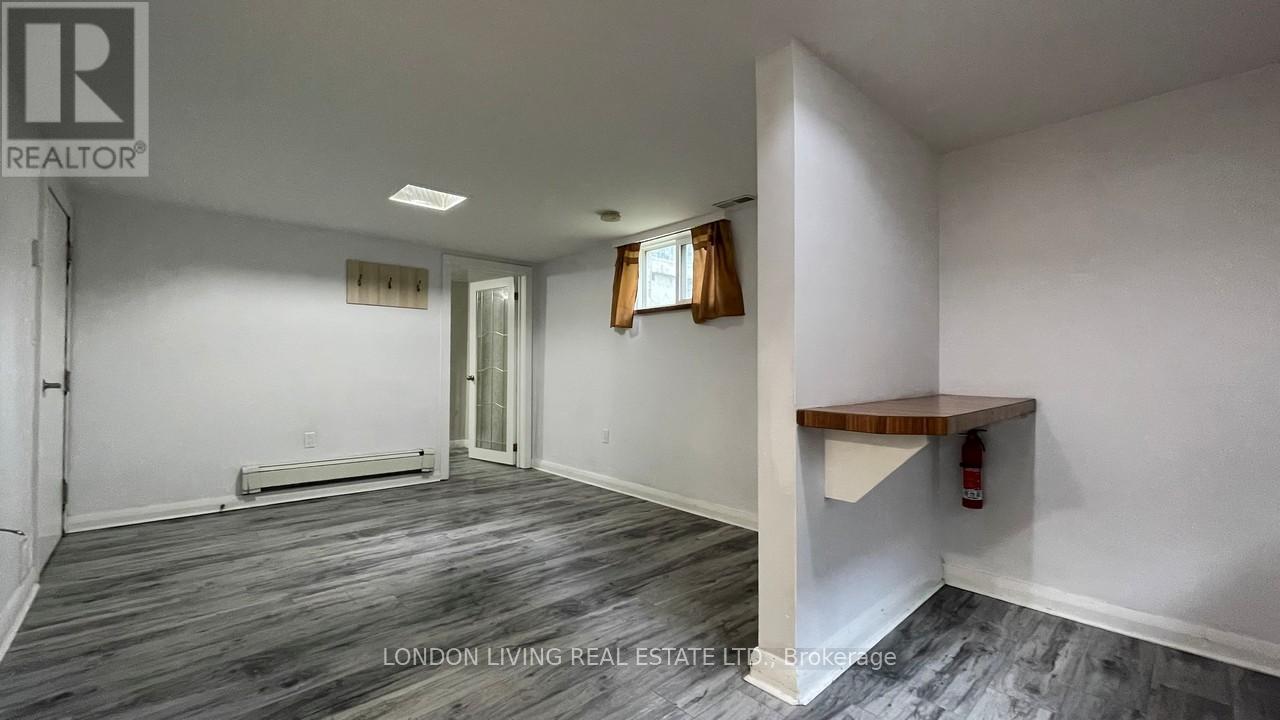 183 Cambridge Street, London North, Ontario  N6H 1N6 - Photo 5 - X12317011