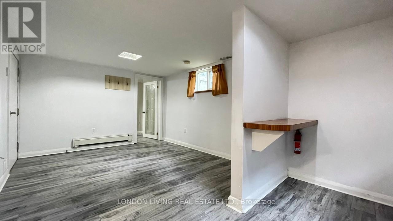 183 Cambridge Street, London North, Ontario  N6H 1N6 - Photo 6 - X12317011