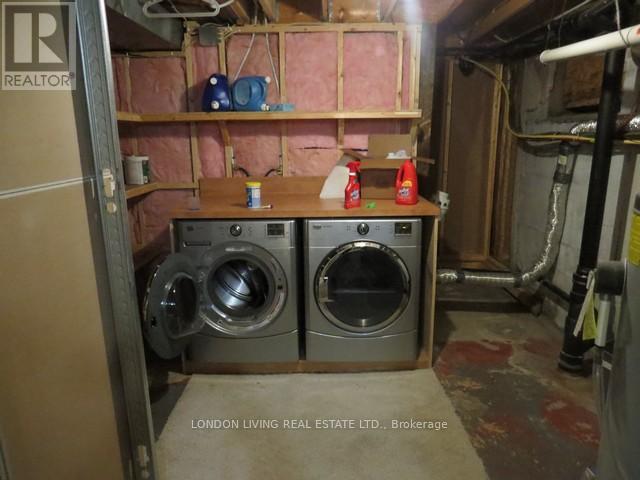 183 Cambridge Street, London North, Ontario  N6H 1N6 - Photo 9 - X12317011