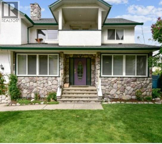 Property at 1506 Dickson Avenue image 2