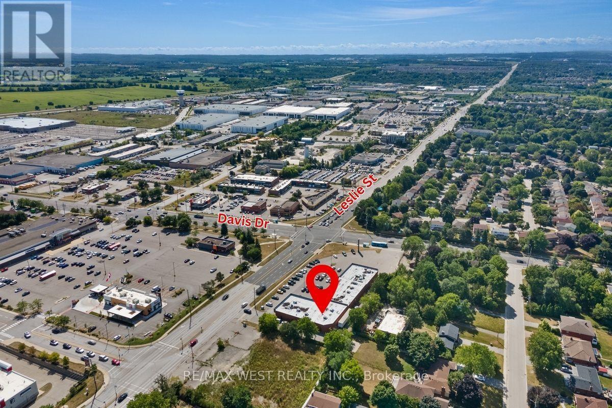 7a - 1065 Davis Drive, Newmarket (Huron Heights-Leslie Valley), Ontario  L3Y 2R9 - Photo 33 - N12352944