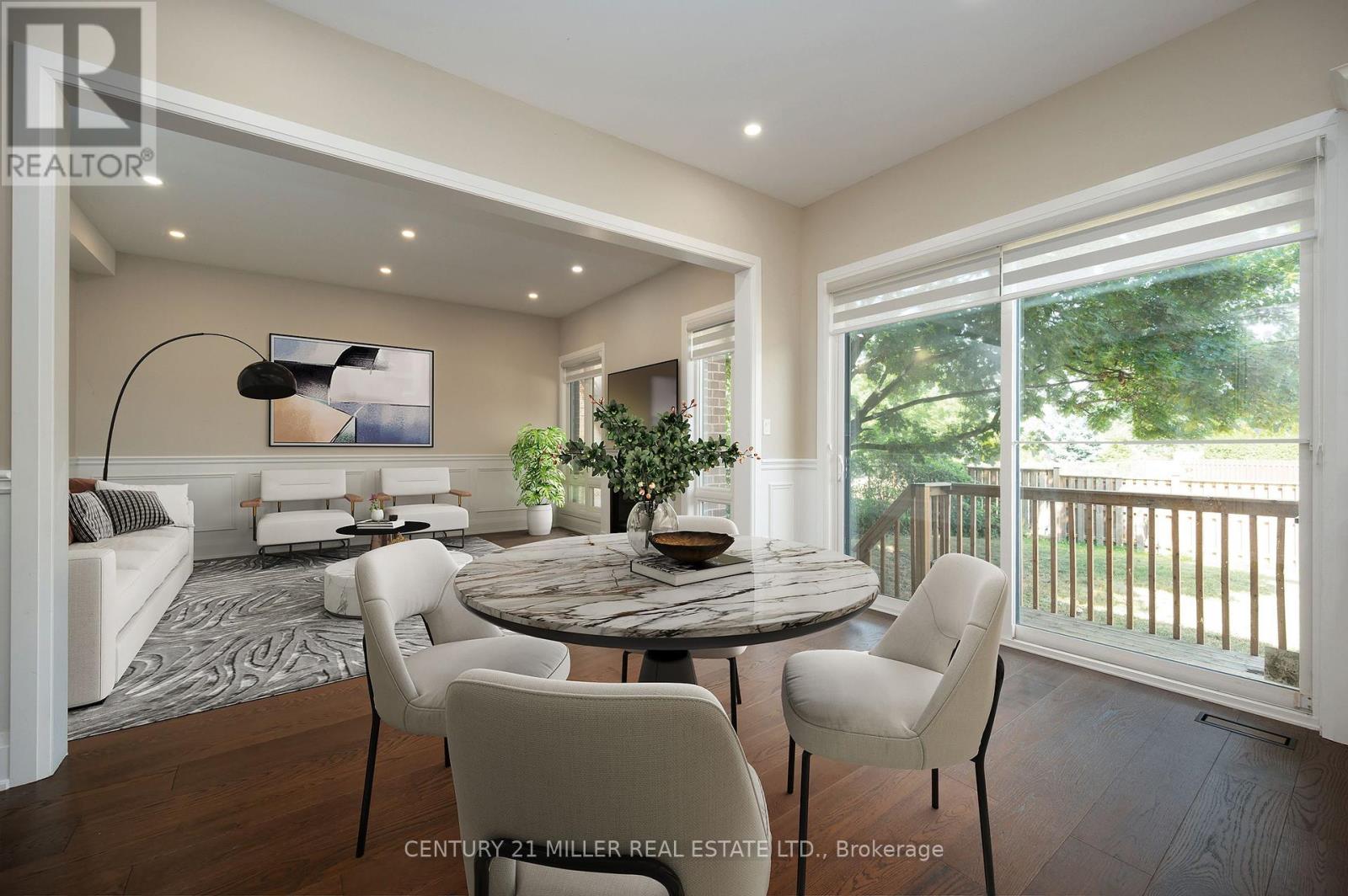 185 Burloak Drive, Oakville, Ontario  L6L 6S7 - Photo 12 - W12353175