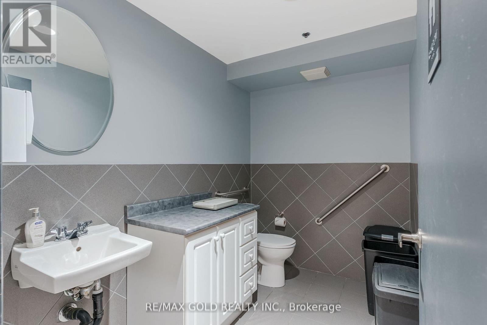 5 - 351 Parkhurst, Brampton, Ontario  L6T 0C2 - Photo 11 - W12353177