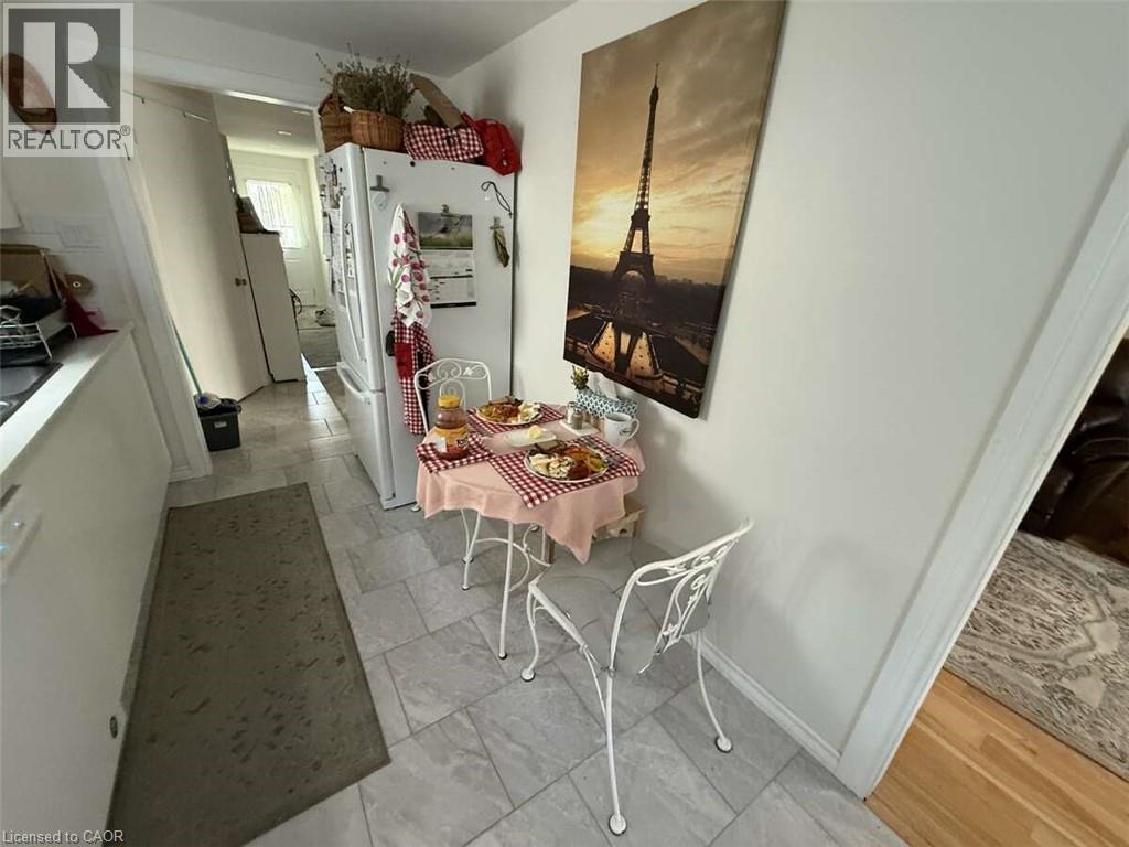 20 Corbett Drive, Barrie, Ontario  L4M 5T2 - Photo 9 - 40752426