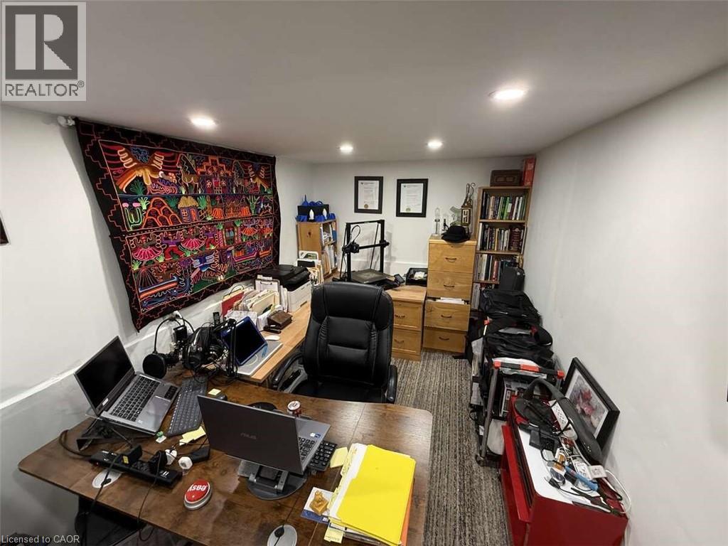 20 Corbett Drive, Barrie, Ontario  L4M 5T2 - Photo 23 - 40752426