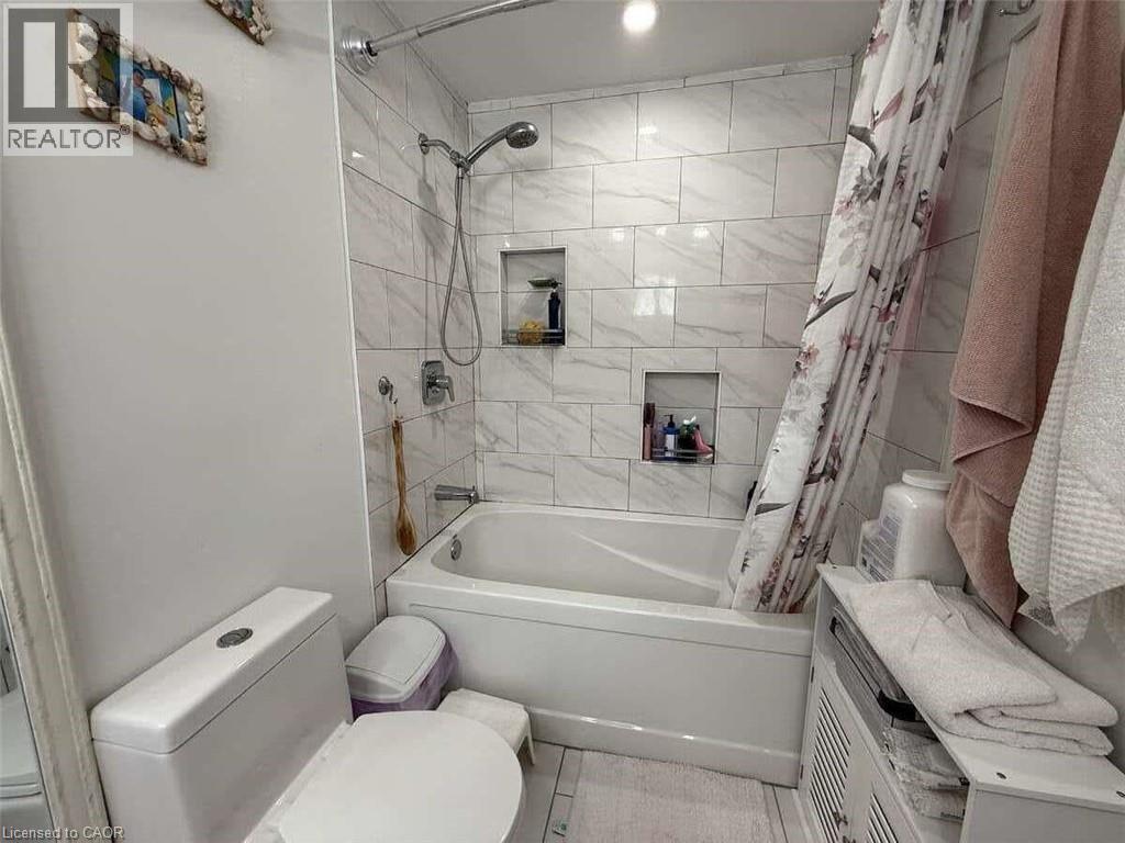 20 Corbett Drive, Barrie, Ontario  L4M 5T2 - Photo 17 - 40752426