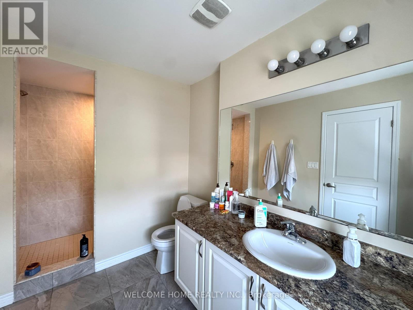 65 Bradbury Road, Hamilton, Ontario  L8J 0E4 - Photo 9 - X12353199