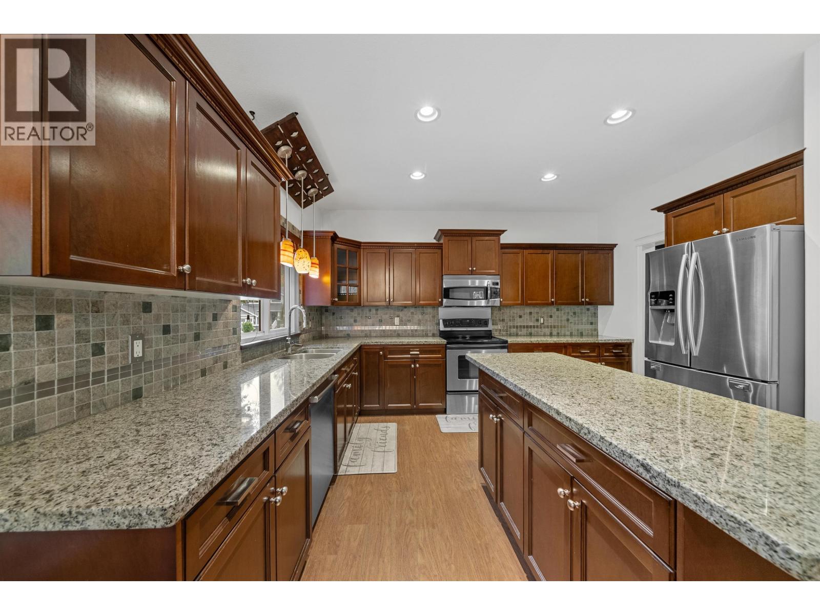 10410 Slatford Street, Maple Ridge, British Columbia V2W 1G3 - Photo 5 - R3038567