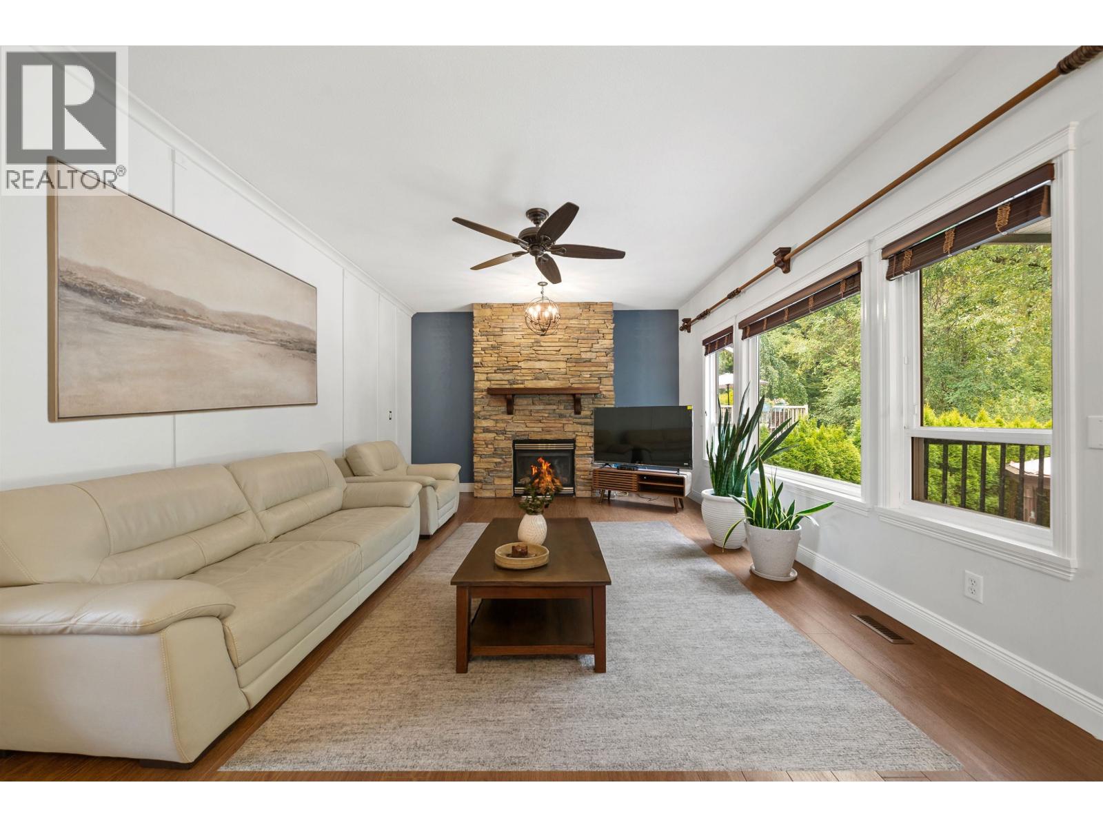 10410 Slatford Street, Maple Ridge, British Columbia V2W 1G3 - Photo 9 - R3038567