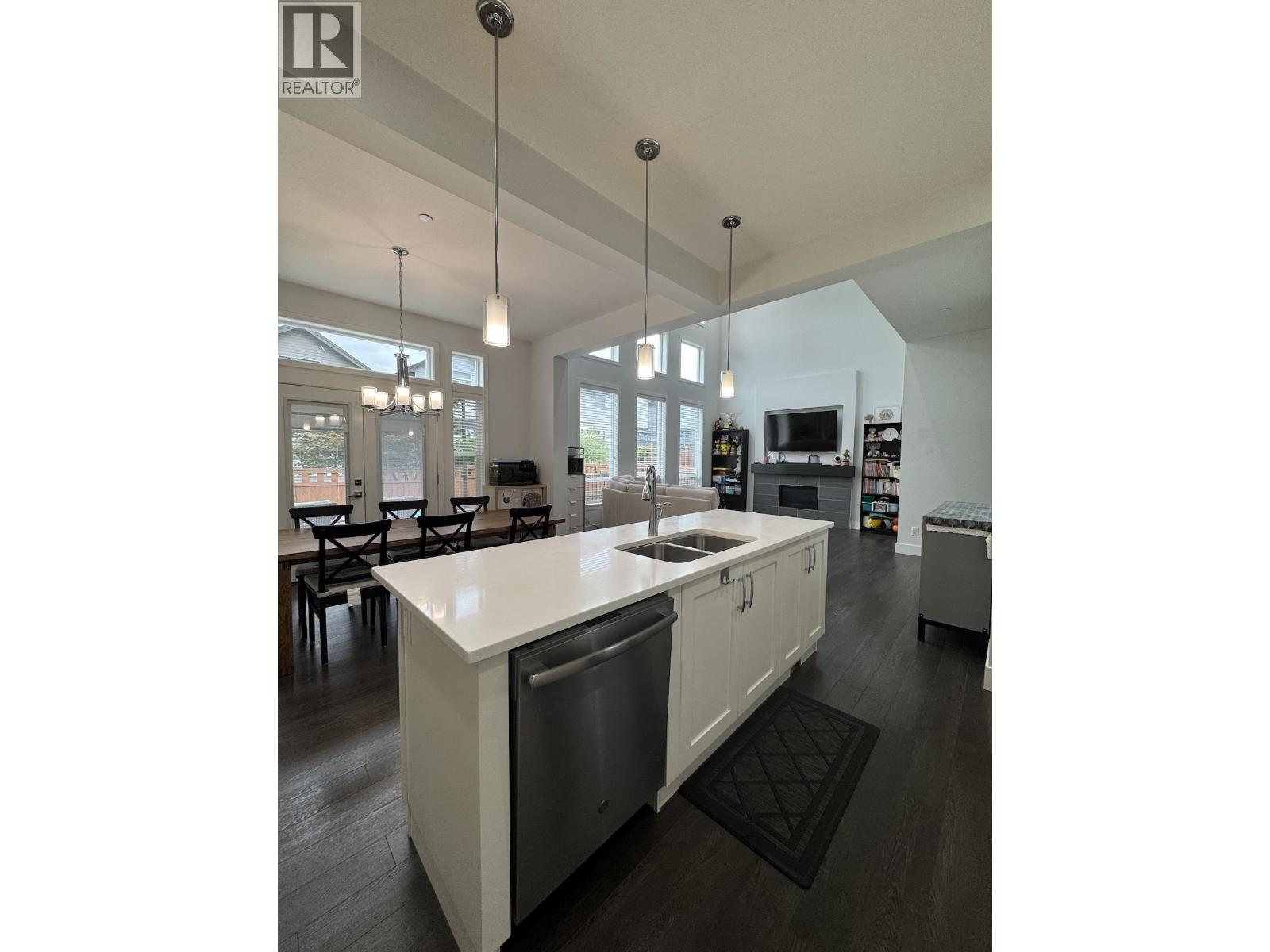 11124 239 Street, Maple Ridge, British Columbia  V2W 0H7 - Photo 11 - R3038570