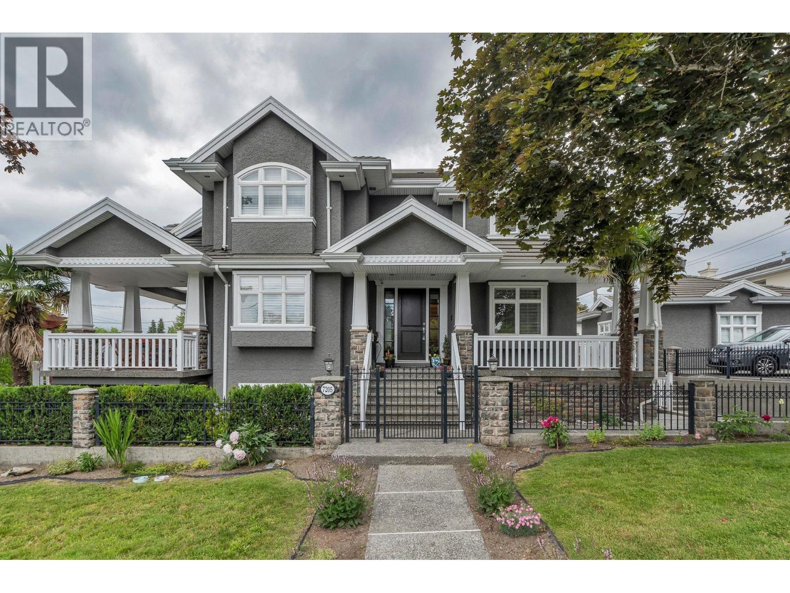 7205 UNION STREET, Burnaby, British Columbia