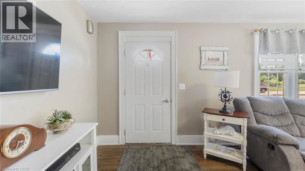Property at 2185 24 Highway E image 5