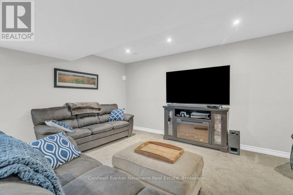 14 Jeffrey Drive, Guelph, Ontario  N1E 0L6 - Photo 27 - X12353214