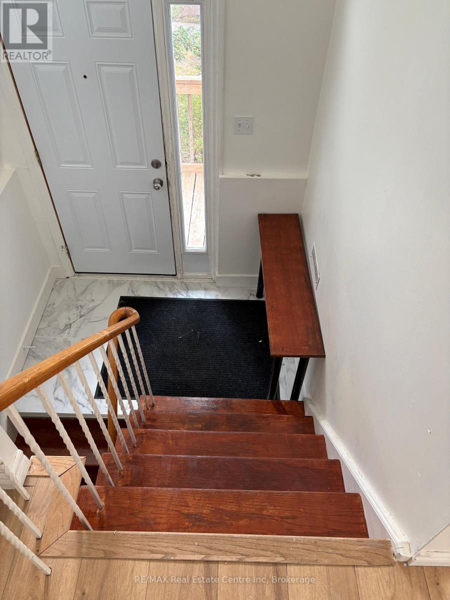 Property at 58 CONROY CRESCENT image 4