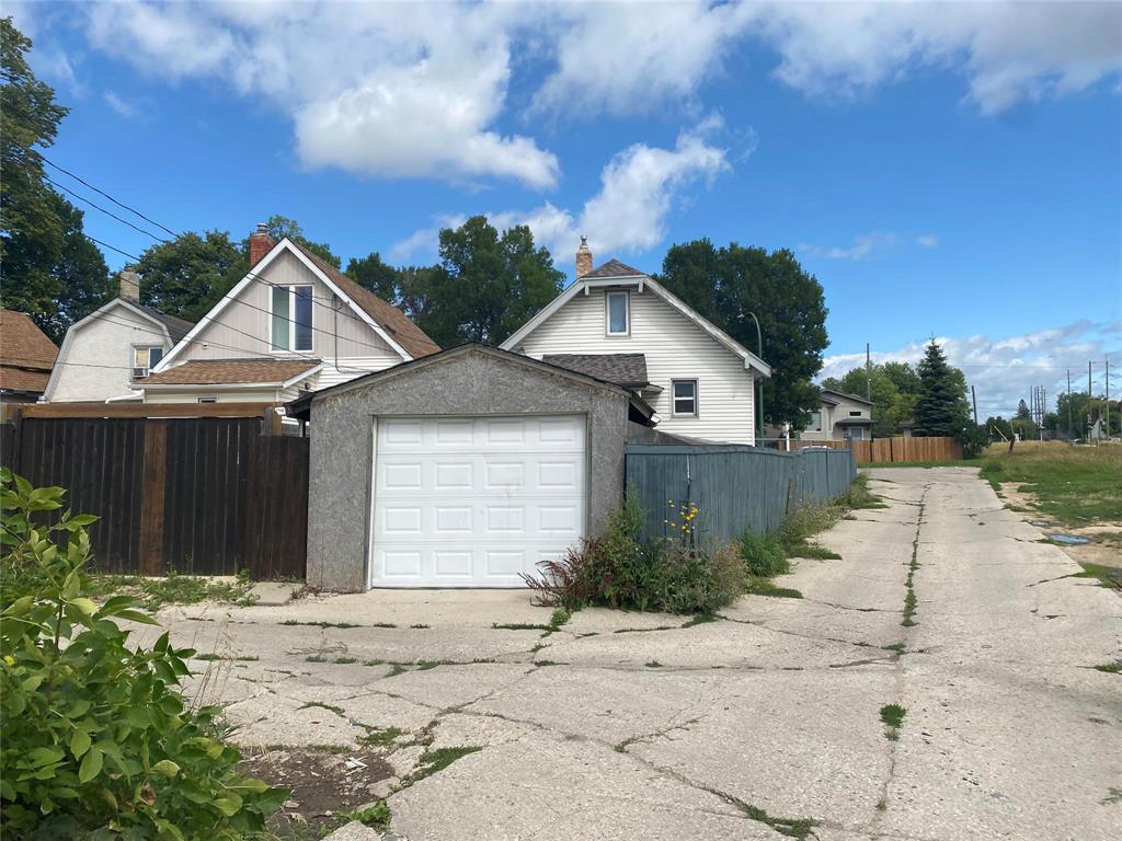 984 Alfred Avenue, Winnipeg, Manitoba  R3X 0V4 - Photo 24 - 202520865