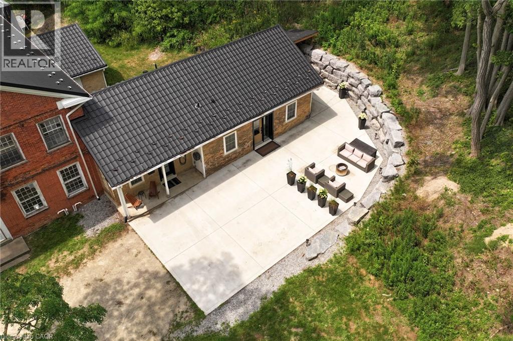 38 Shirk Place, Kitchener, Ontario  N2K 1R4 - Photo 30 - 40756178