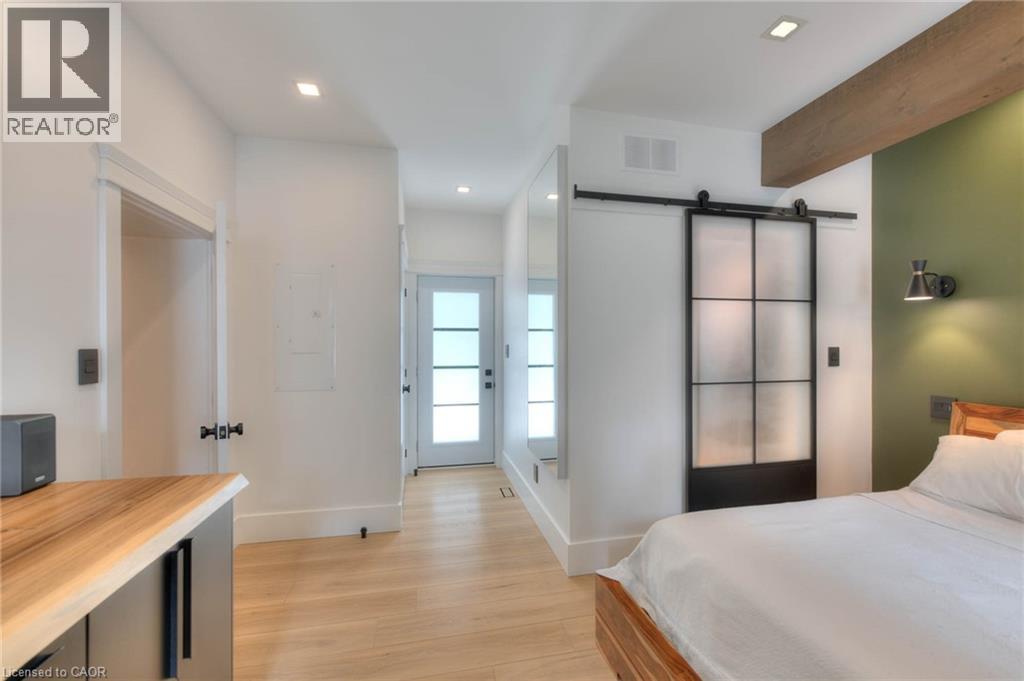 38 Shirk Place, Kitchener, Ontario  N2K 1R4 - Photo 23 - 40756178