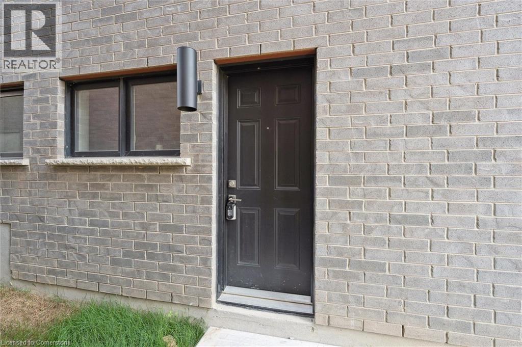 575 Balsam Poplar Street Unit# Lower, Waterloo, Ontario  N2V 0H9 - Photo 3 - 40759303